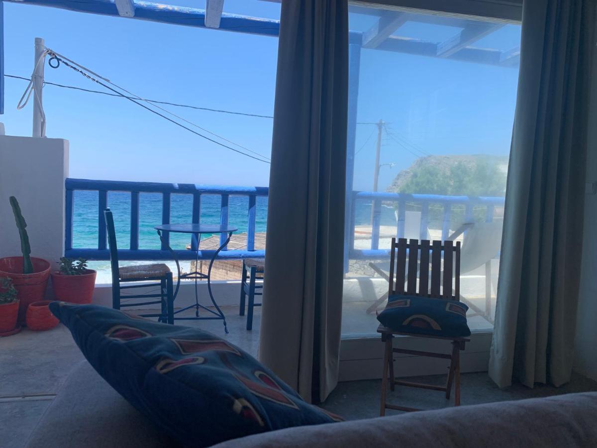 Romantic House 6 Steps From The Sea 모클로스 외부 사진